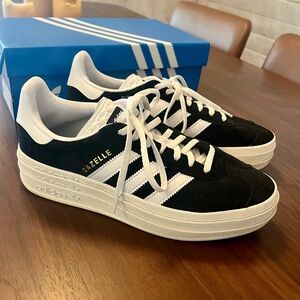 Adidas Gazelle Bold Women’s Sneakers, size 8.5